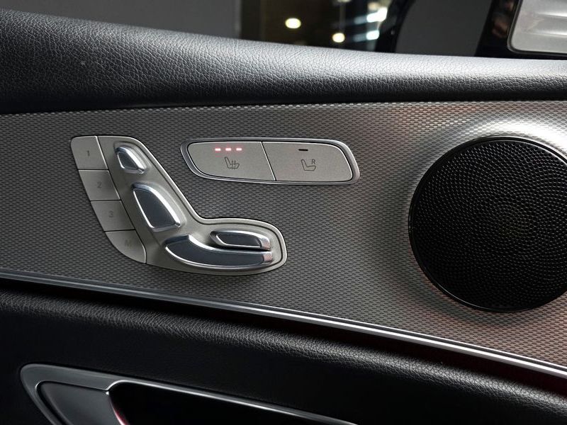 2017 Mercedes-Benz E-Class E200 Avantgarde photo 17