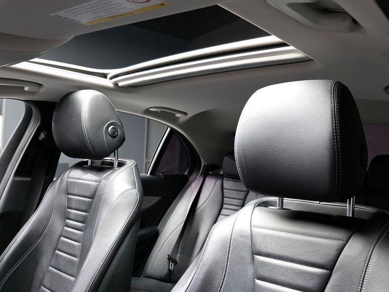 2017 Mercedes-Benz E-Class E200 Avantgarde photo 19