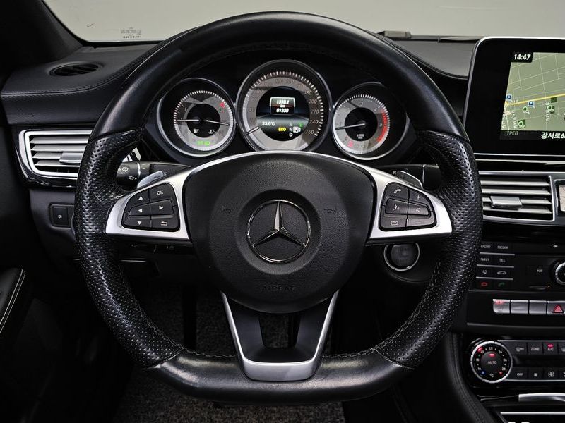 2017 Mercedes-Benz S-Class CLS250 d 4MATIC AMG Line photo 13