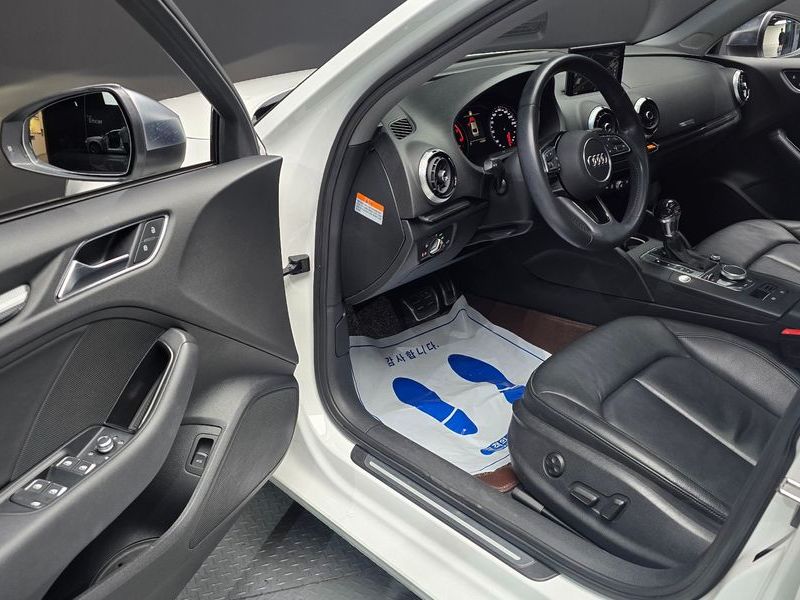 2018 Audi A3 40 TFSI 8V photo 10