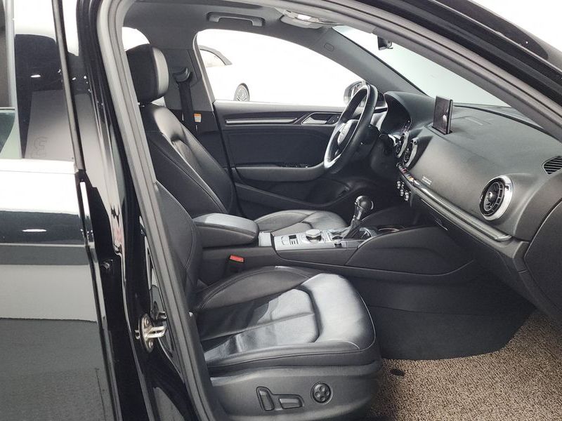 2018 Audi A3 40 TFSI 8V photo 11