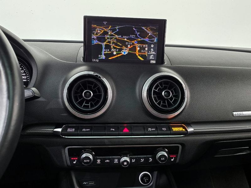 2018 Audi A3 40 TFSI 8V photo 13