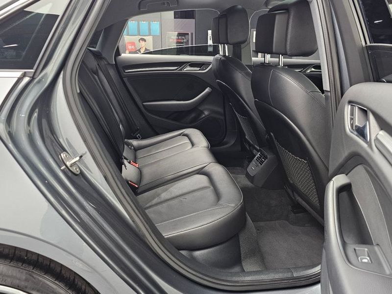 2018 Audi A3 40 TFSI 8V photo 12