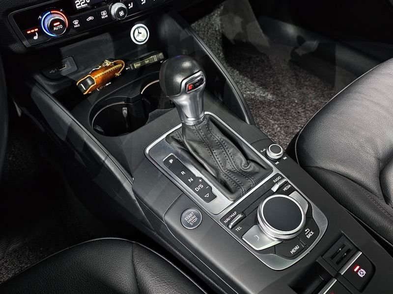 2018 Audi A3 40 TFSI 8V photo 9