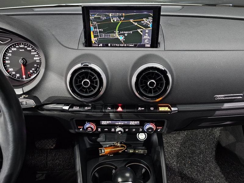 2018 Audi A3 40 TFSI 8V photo 14