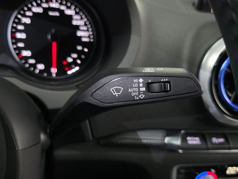 2018 Audi A3 40 TFSI 8V photo 18