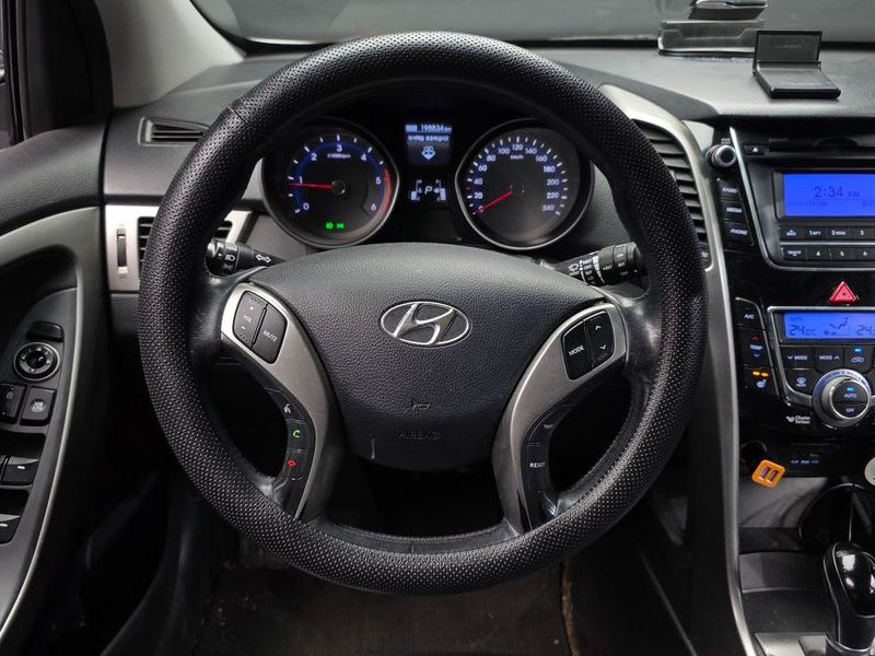 2012 Hyundai i30 Diesel 1.6 VGT Unique photo 14
