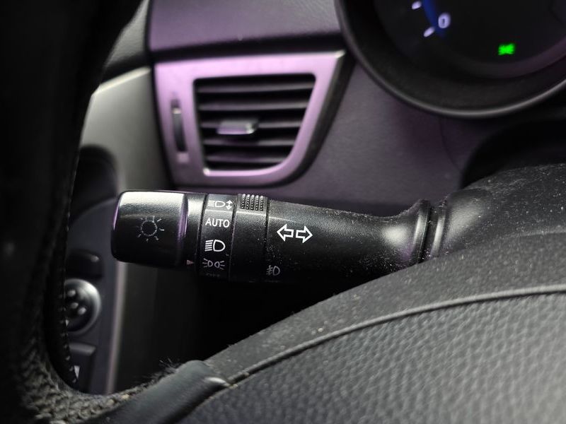 2012 Hyundai i30 Diesel 1.6 VGT Unique photo 18