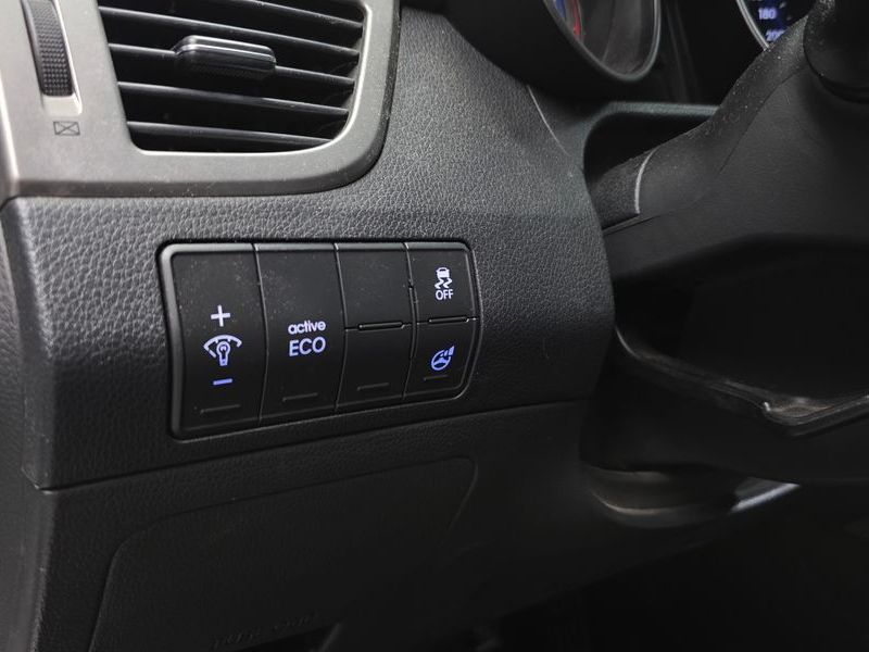 2012 Hyundai i30 Diesel 1.6 VGT Unique photo 19