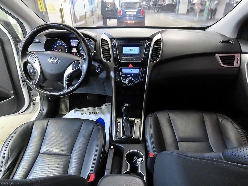 2015 Hyundai i30 1.6 GDI PYL photo 13