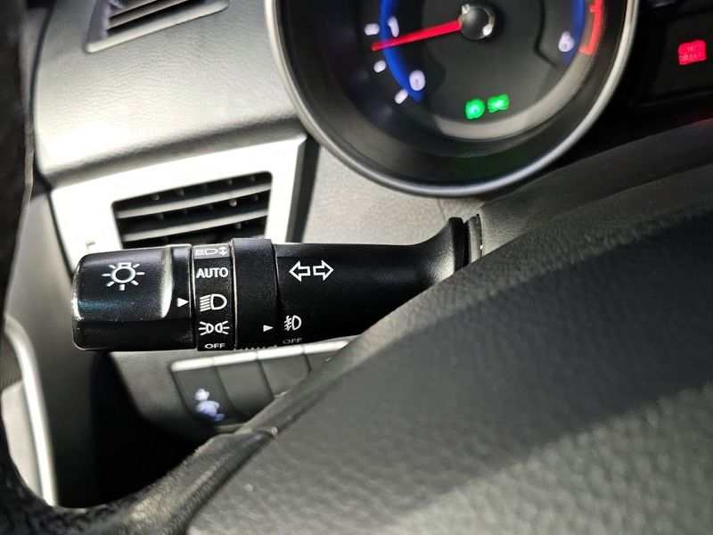 2012 Hyundai i30 Diesel 1.6 VGT Unique photo 17