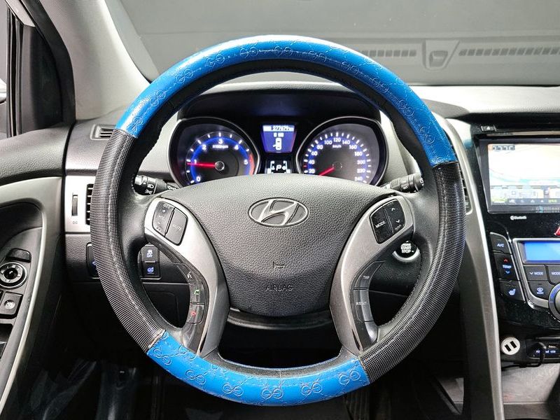 2012 Hyundai i30 Diesel 1.6 VGT Unique photo 12
