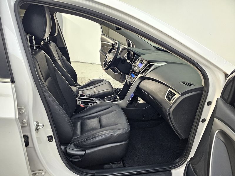 2012 Hyundai i30 Diesel 1.6 VGT Extreme photo 10