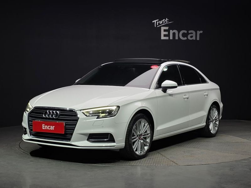 2018 Audi A3 40 TFSI 8V photo 1