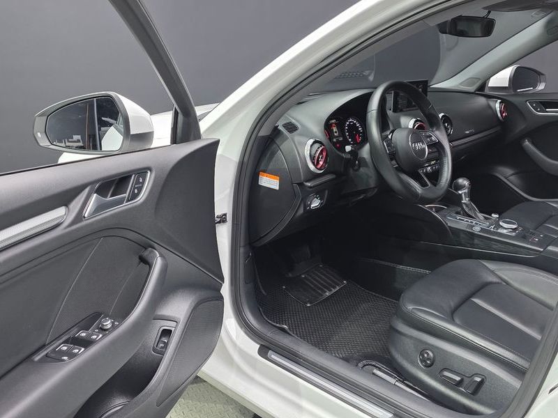 2018 Audi A3 40 TFSI 8V photo 11