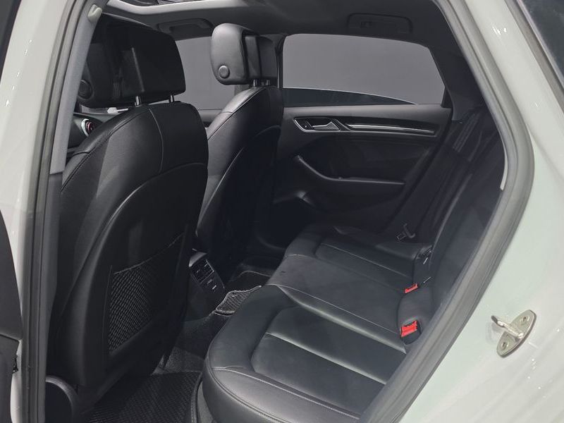 2018 Audi A3 40 TFSI 8V photo 12