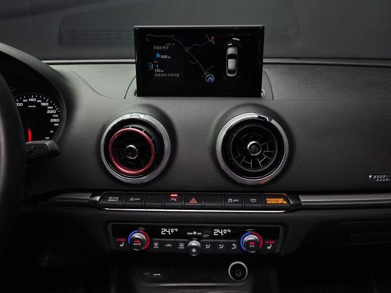 2018 Audi A3 40 TFSI 8V photo 14