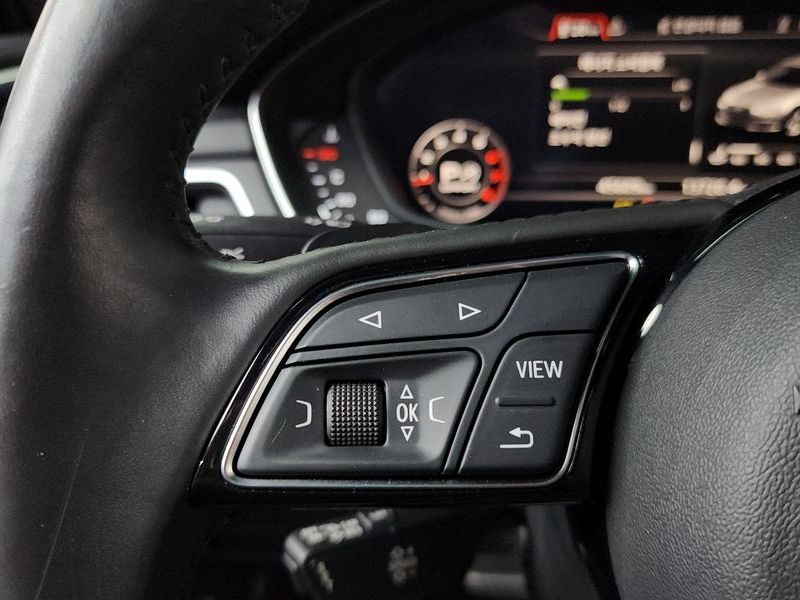 2019 Audi A4 40 TFSI Premium photo 17