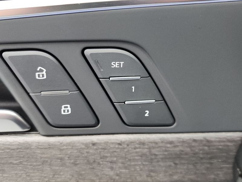 2019 Audi A4 40 TFSI Premium photo 19