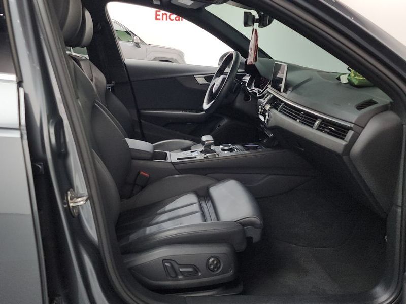 2019 Audi A4 40 TFSI Premium photo 26