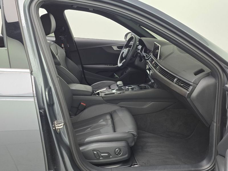 2019 Audi A4 40 TFSI Premium photo 26