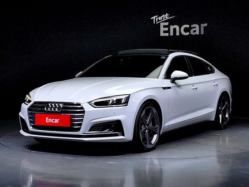 2019 Audi A5 45 TFSI Quattro Premium Sportback photo 1