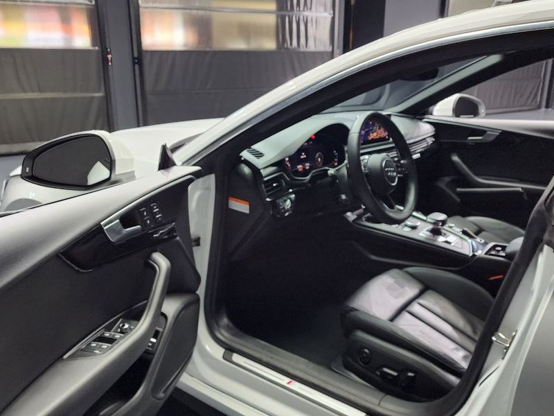 2019 Audi A5 45 TFSI Quattro Premium Sportback photo 10