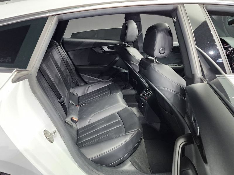 2019 Audi A5 45 TFSI Quattro Premium Sportback photo 12