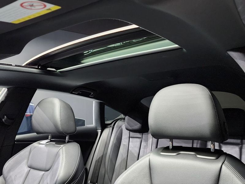 2019 Audi A5 45 TFSI Quattro Premium Sportback photo 18