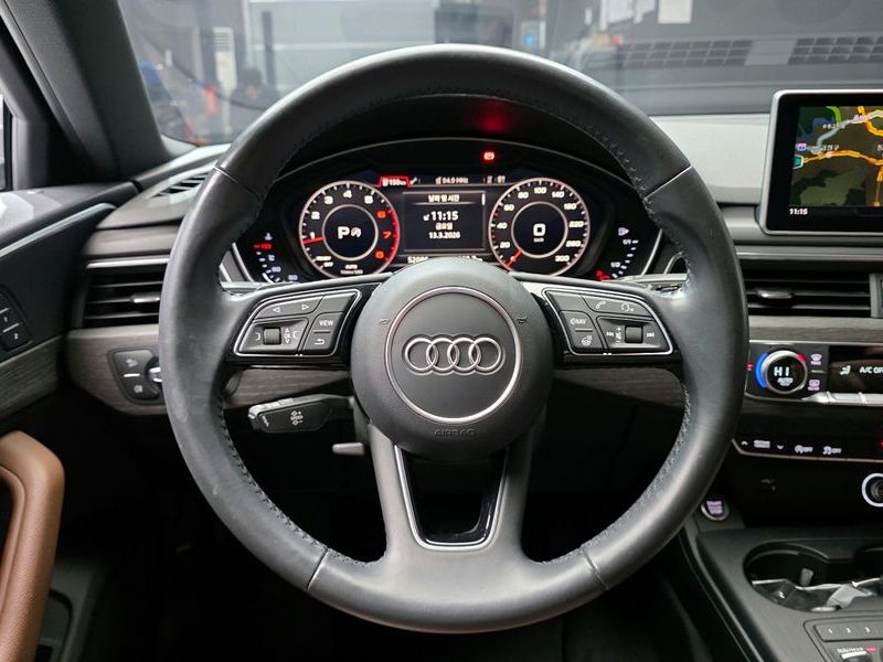 2019 Audi A4 40 TFSI Premium photo 13