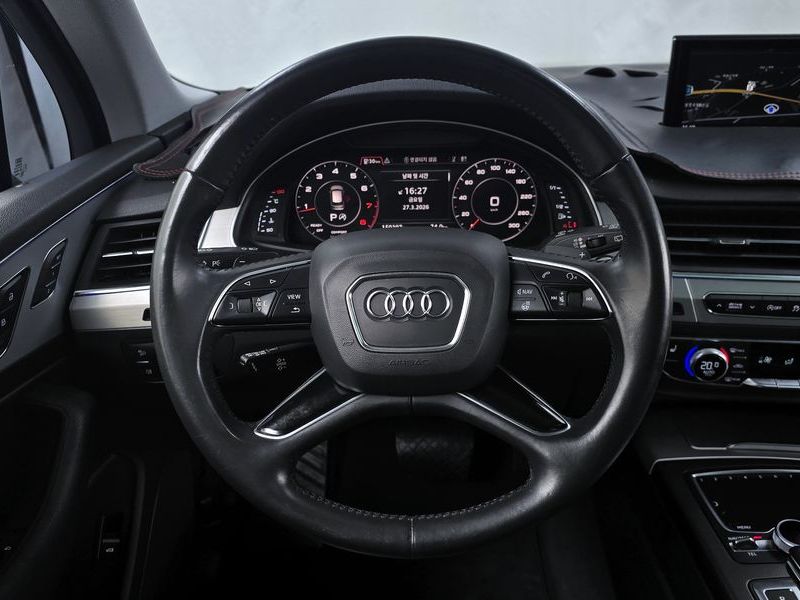2019 Audi Q7 45 TFSI Quattro photo 13