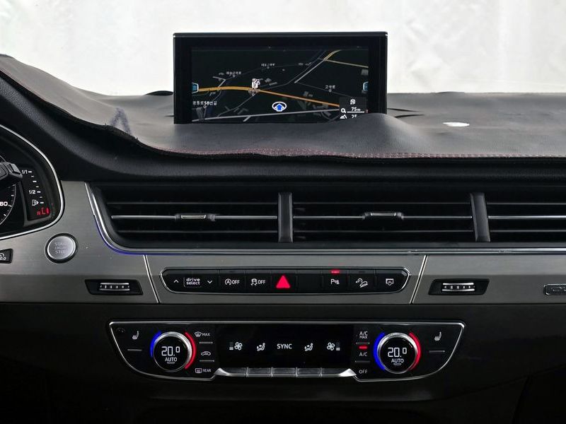 2019 Audi Q7 45 TFSI Quattro photo 14