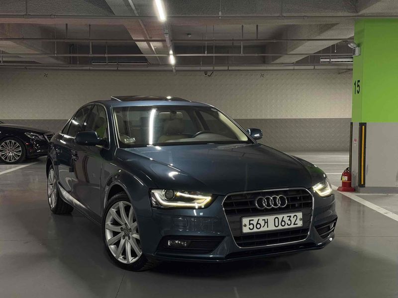 2016 Audi A4 30 TDI B8 photo 1