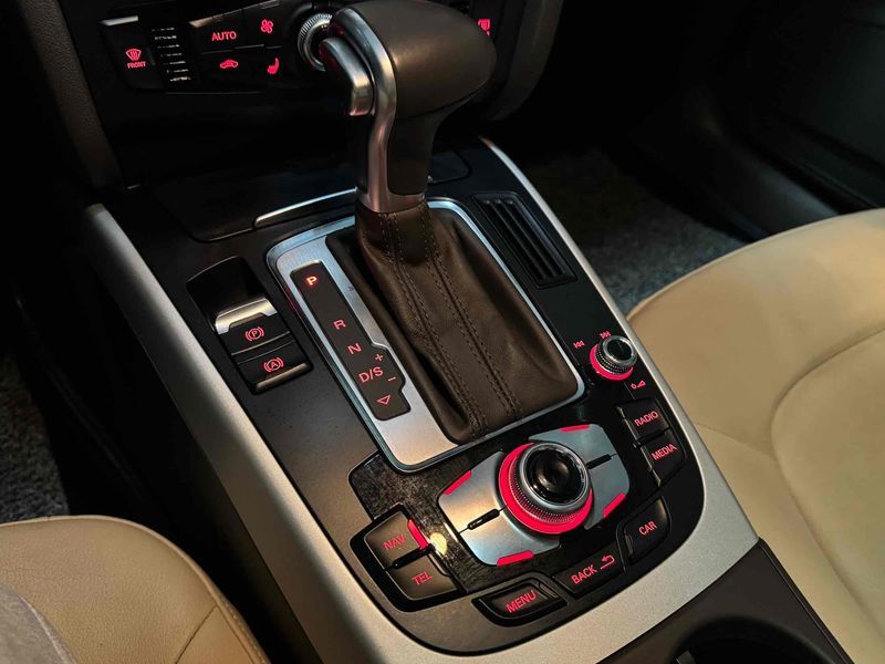 2016 Audi A4 30 TDI B8 photo 16