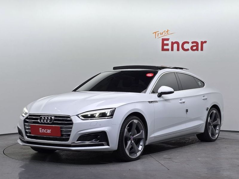 2019 Audi A5 45 TFSI Quattro Premium Sportback photo 1