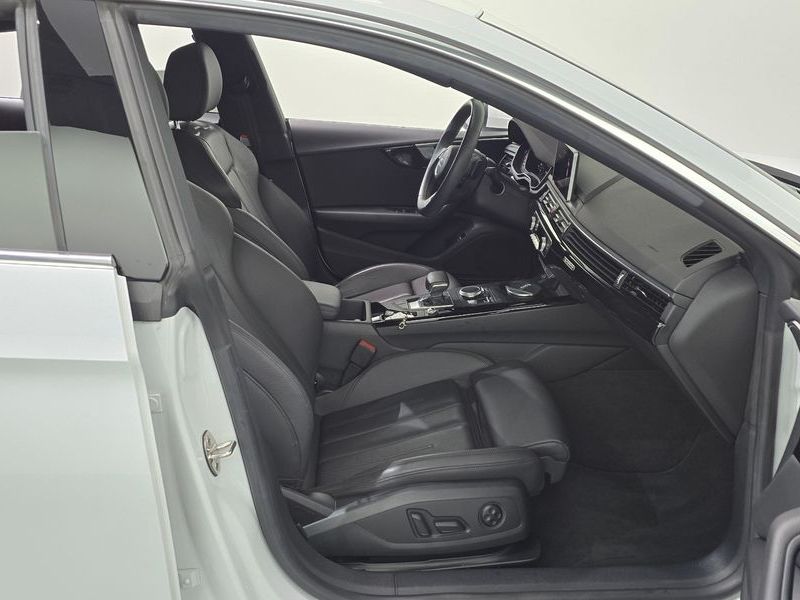 2019 Audi A5 45 TFSI Quattro Premium Sportback photo 11