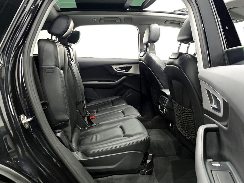 2019 Audi Q7 45 TFSI Quattro photo 12