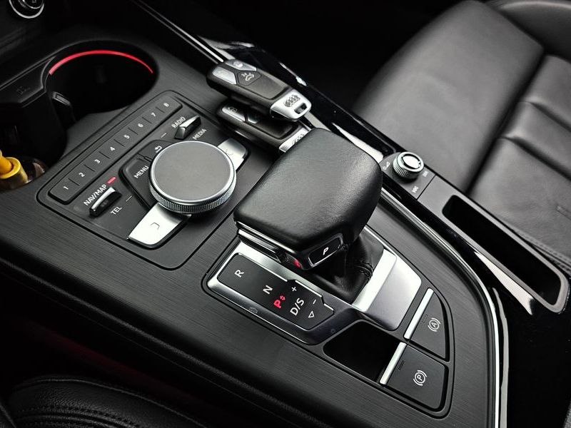2019 Audi A5 45 TFSI Quattro Premium Sportback photo 9