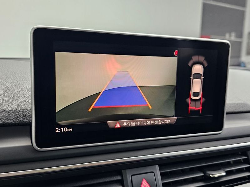 2019 Audi A5 45 TFSI Quattro Premium Sportback photo 16