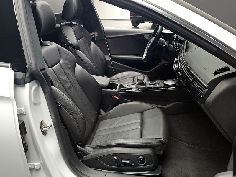 2019 Audi A5 45 TFSI Quattro Premium Sportback photo 10