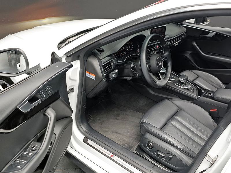 2019 Audi A5 45 TFSI Quattro Premium Sportback photo 12