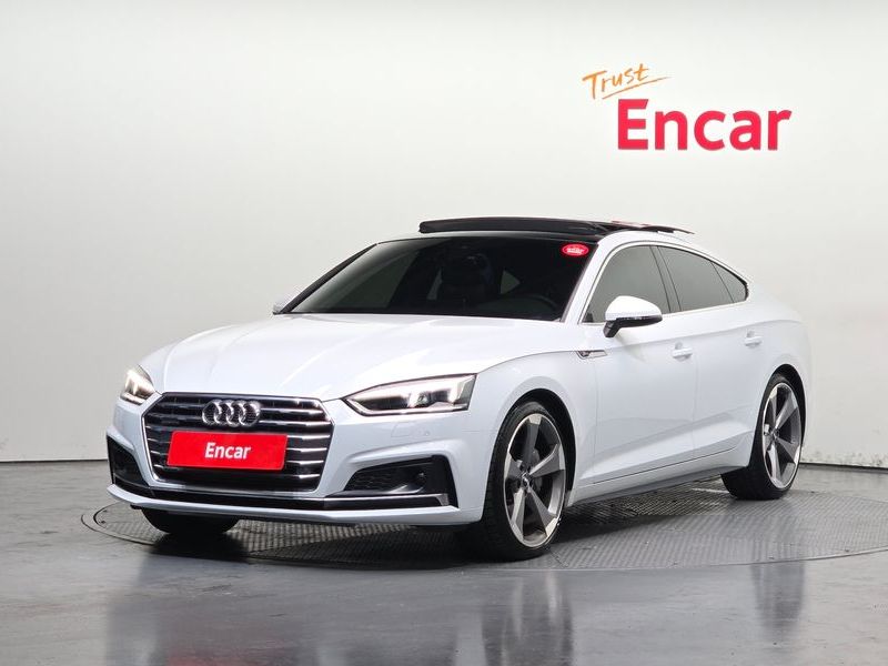 2019 Audi A5 45 TFSI Quattro Premium Sportback photo 1