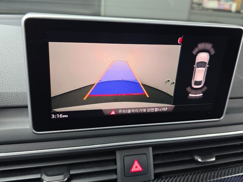 2019 Audi A5 45 TFSI Quattro Premium Sportback photo 17
