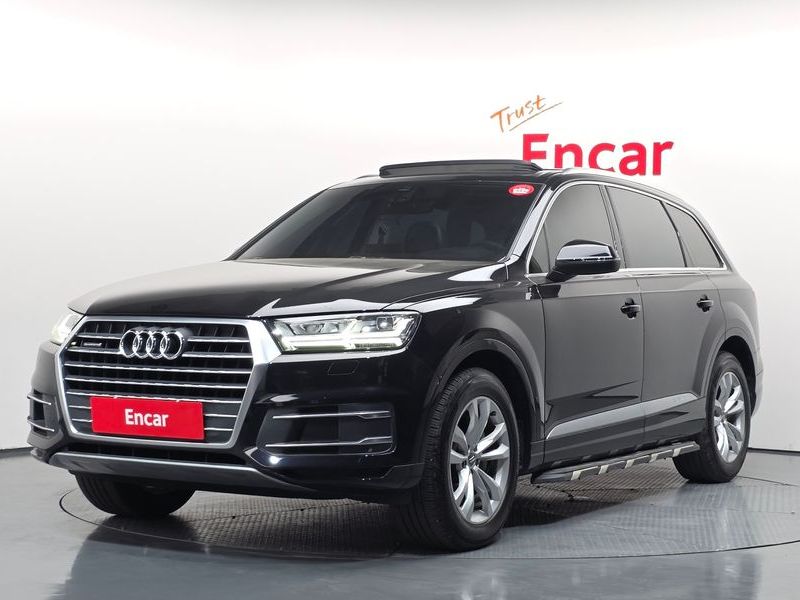 2019 Audi Q7 45 TFSI Quattro photo 1