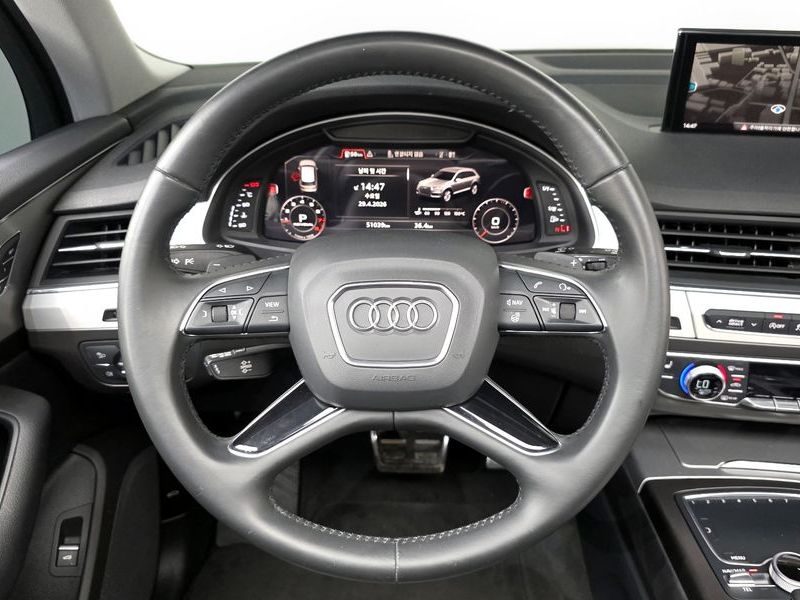 2019 Audi Q7 45 TFSI Quattro photo 14