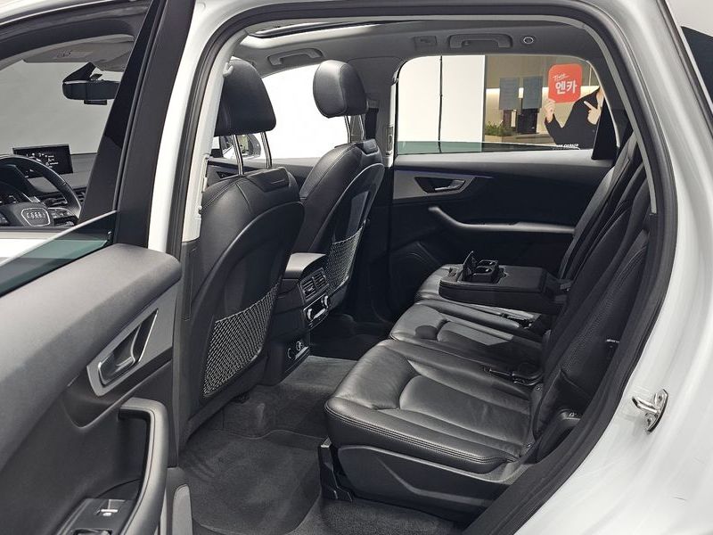 2019 Audi Q7 45 TFSI Quattro photo 26