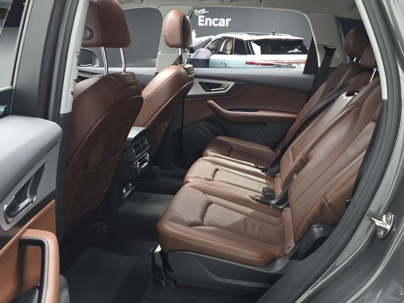 2019 Audi Q7 45 TFSI Quattro photo 12