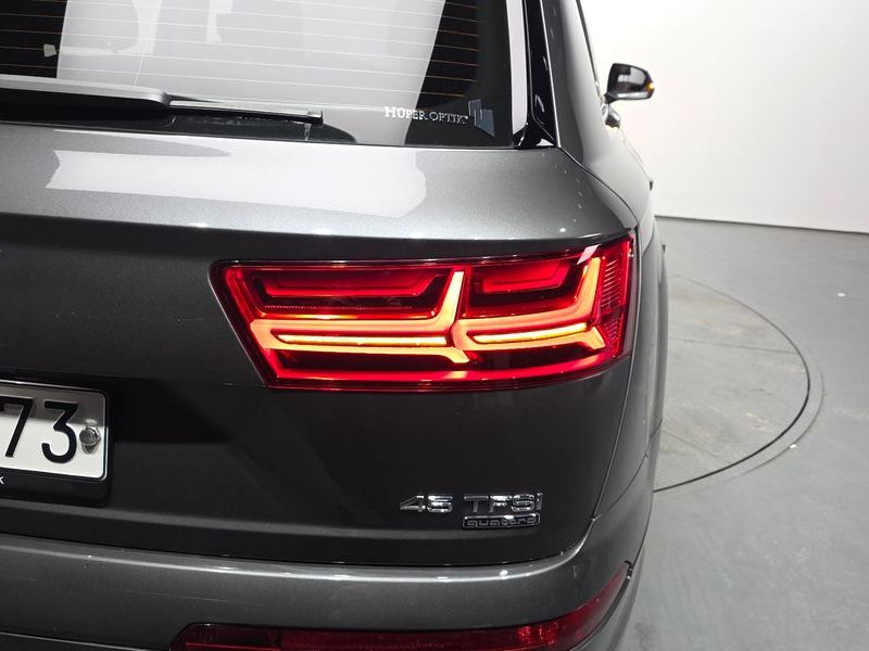 2019 Audi Q7 45 TFSI Quattro photo 23