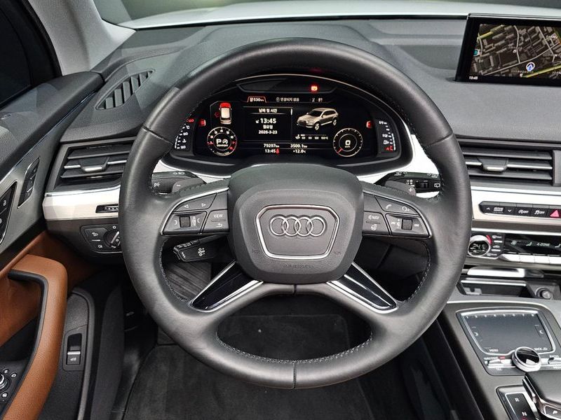 2019 Audi Q7 45 TFSI Quattro photo 13