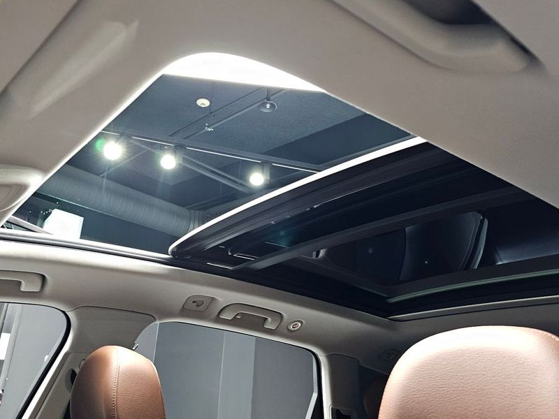 2019 Audi Q7 45 TFSI Quattro photo 16